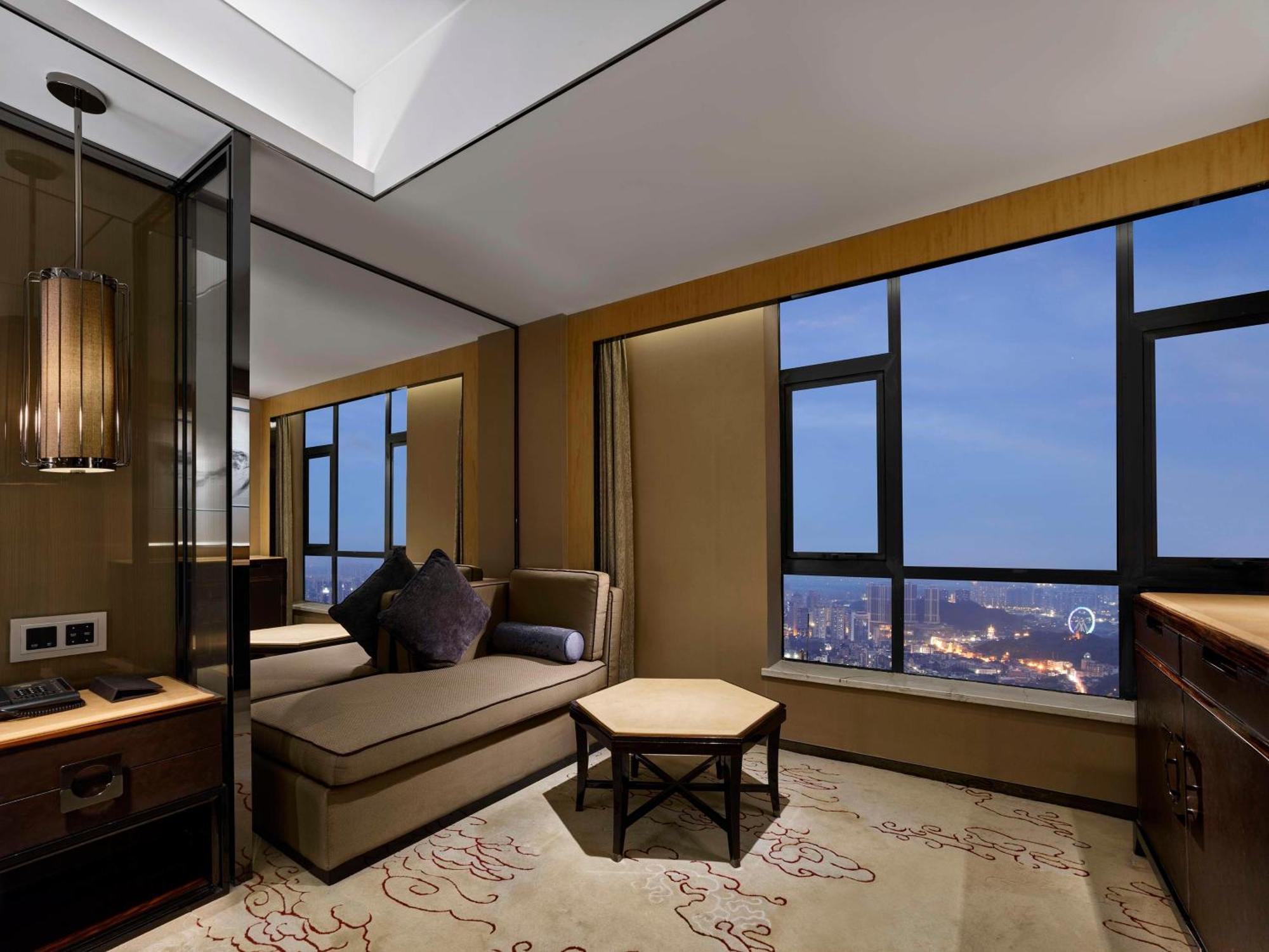 Hilton Zhongshan Downtown Zhongshan (Guangdong) Exterior foto